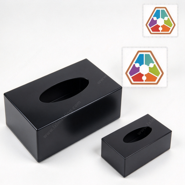 Plastic tissue box in two sizes, with the long and the short body shown side by side on a white background